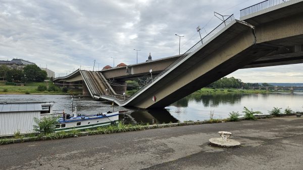 Desdener Carolabrücken nach dem Teileinsturz im September 2024